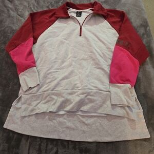 NIKE (Size L) Dri-FIT Red and White Shirt